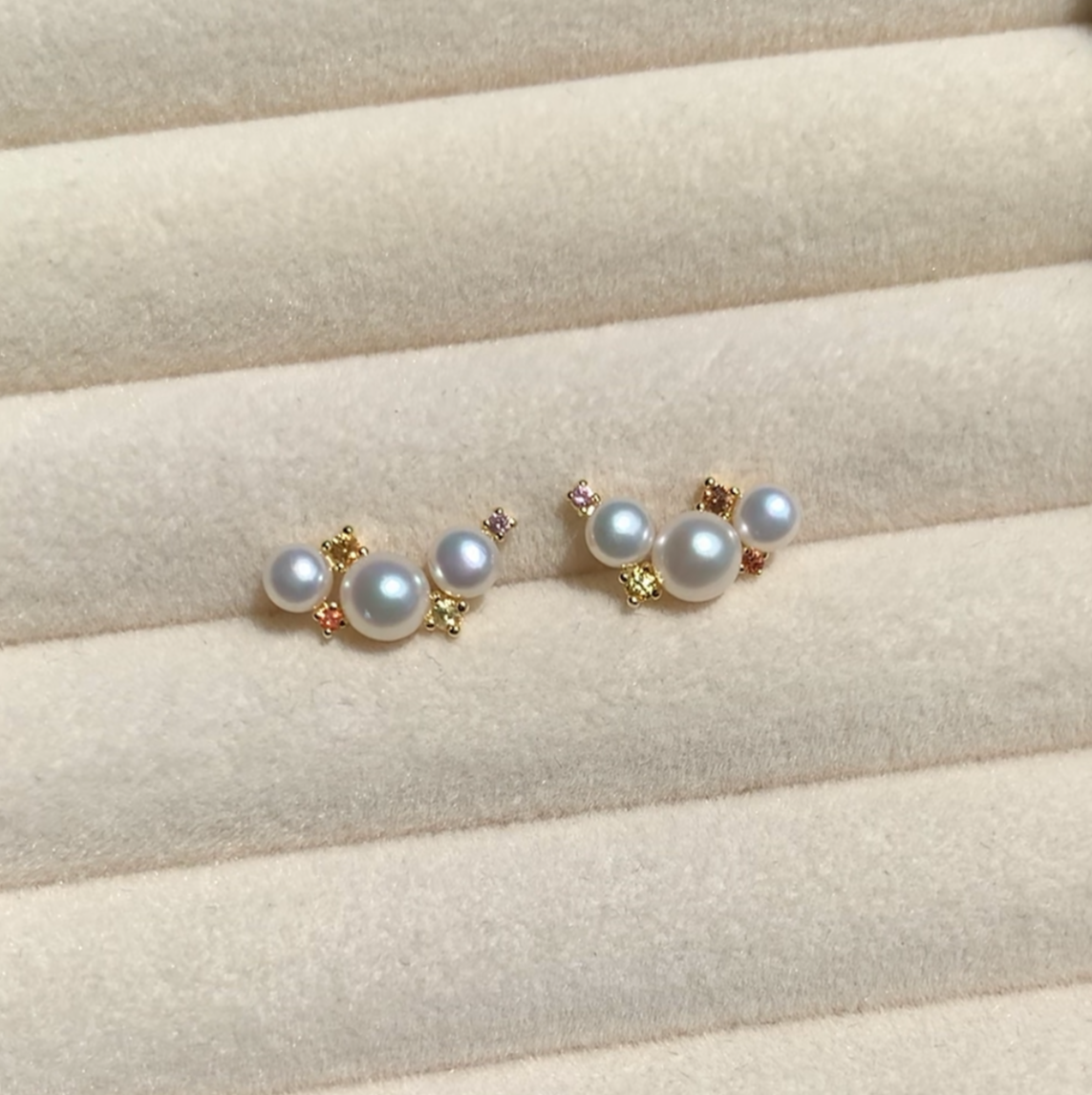 Cassiopeia stud earring