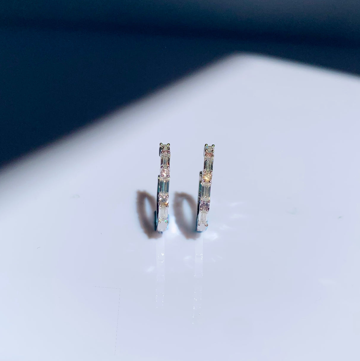 Maline Huggies earring
