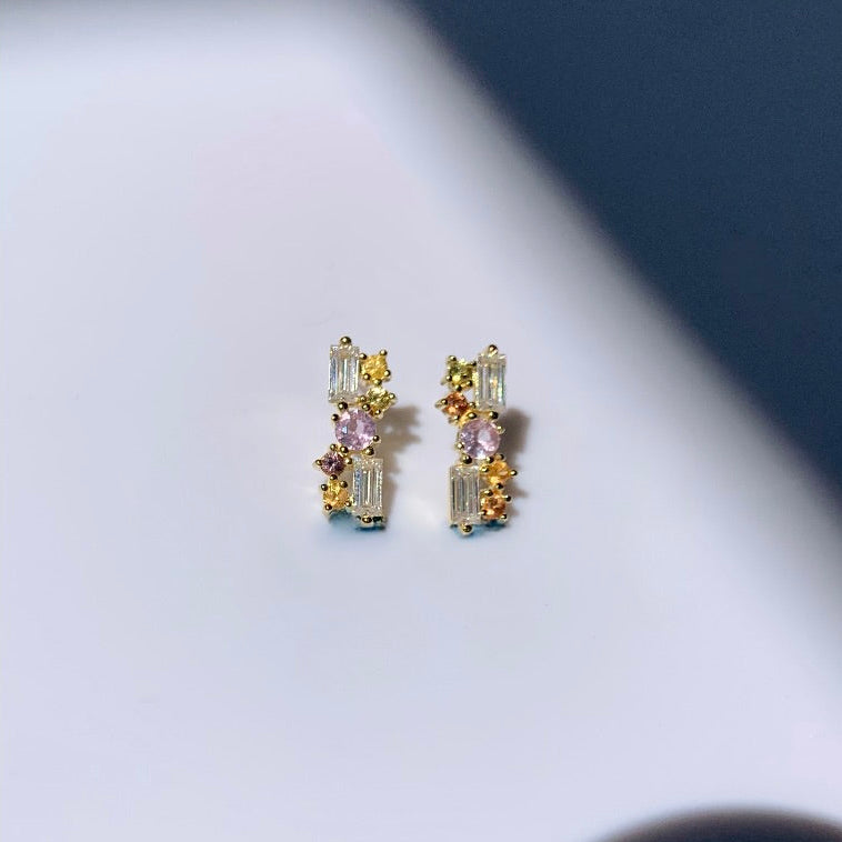 Varda stud earring