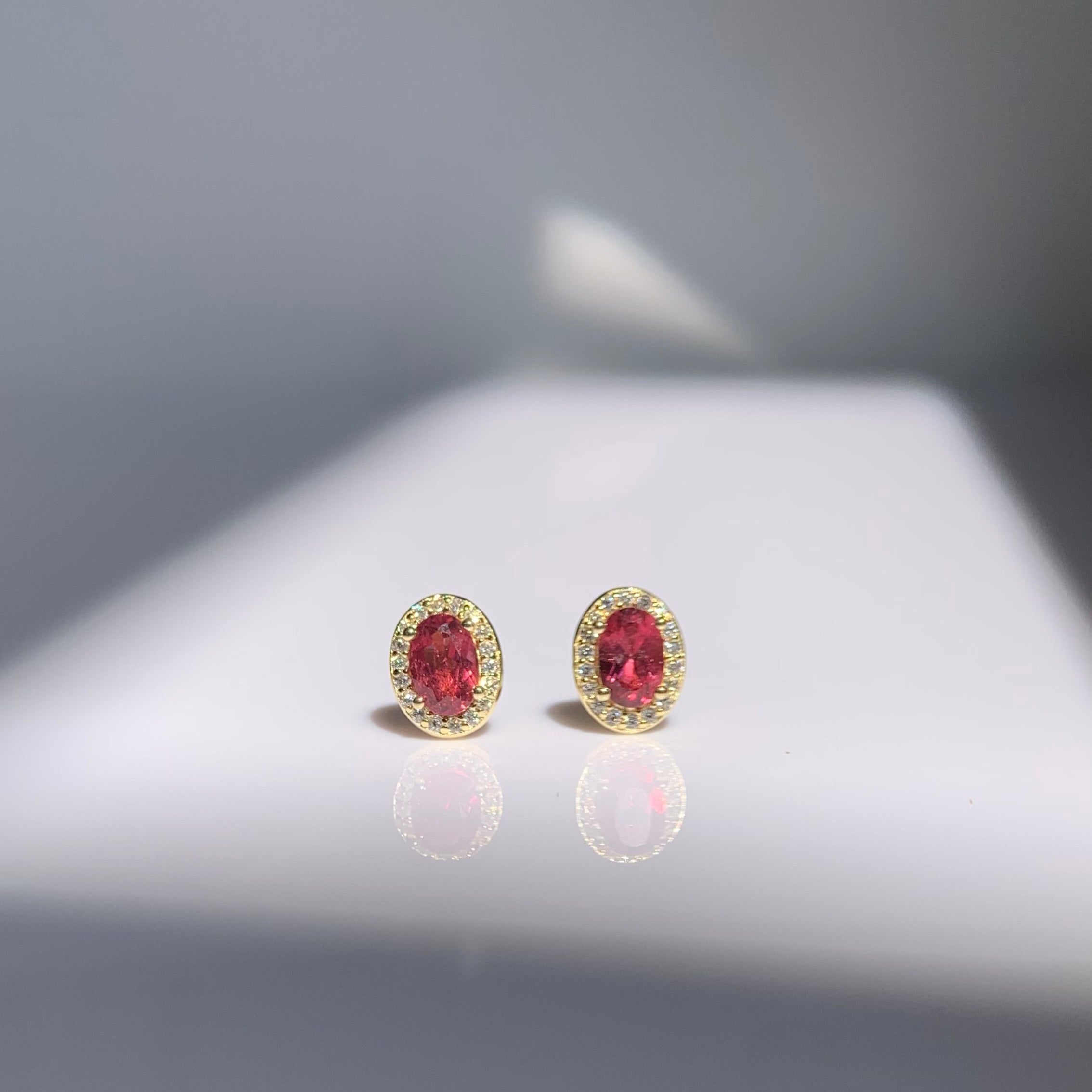 Lyra stud earring