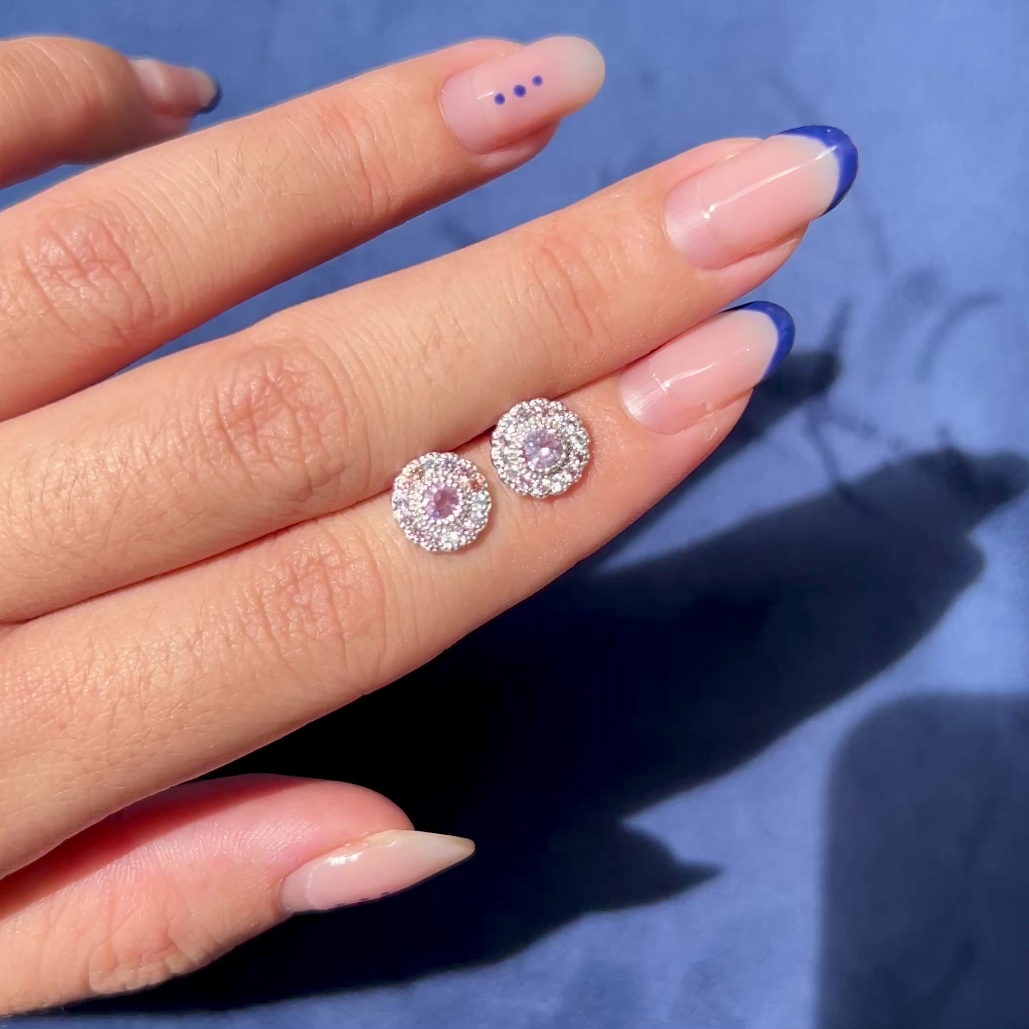 Maia stud earring - Purple sapphire