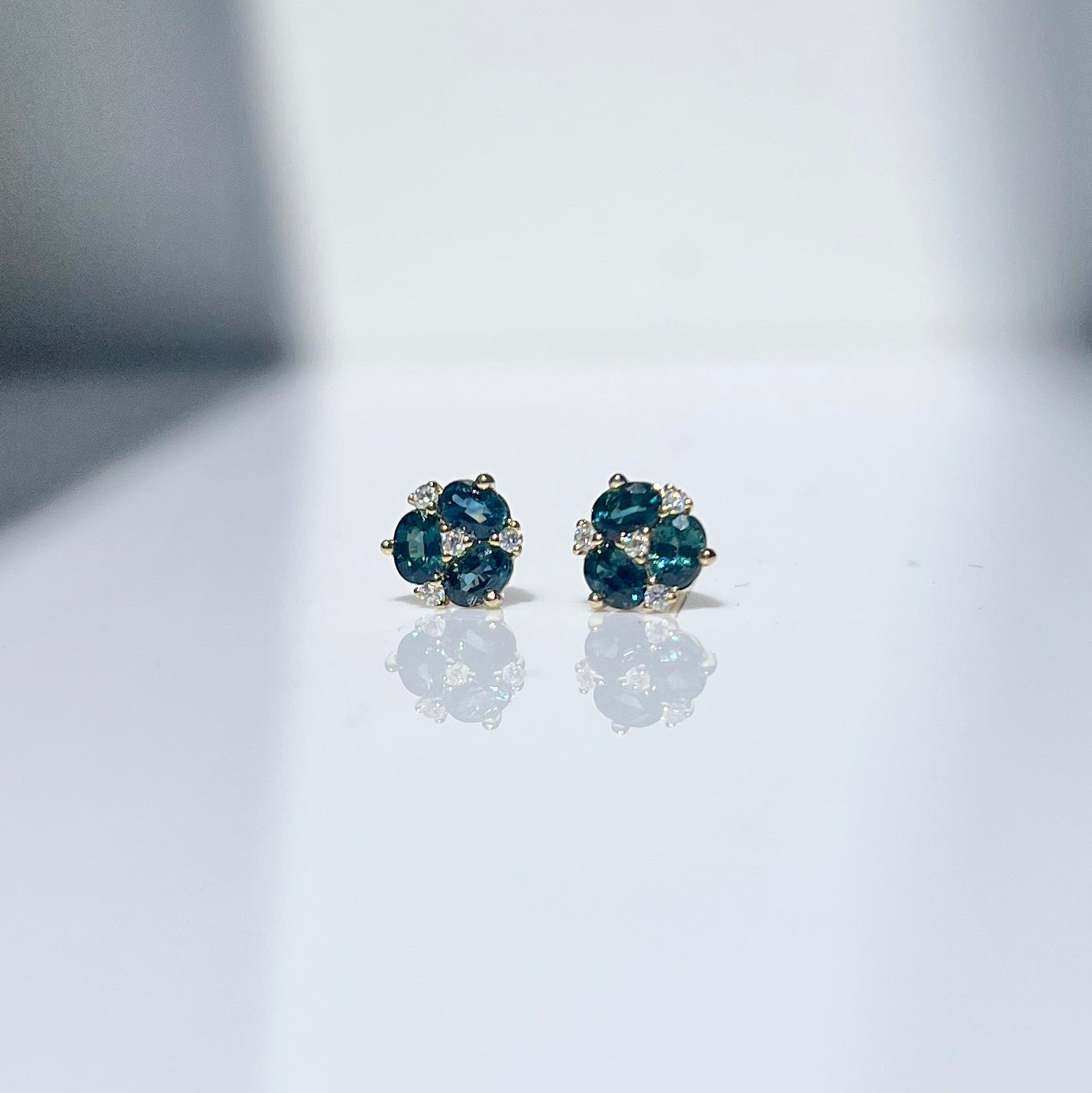 Solaris stud earring