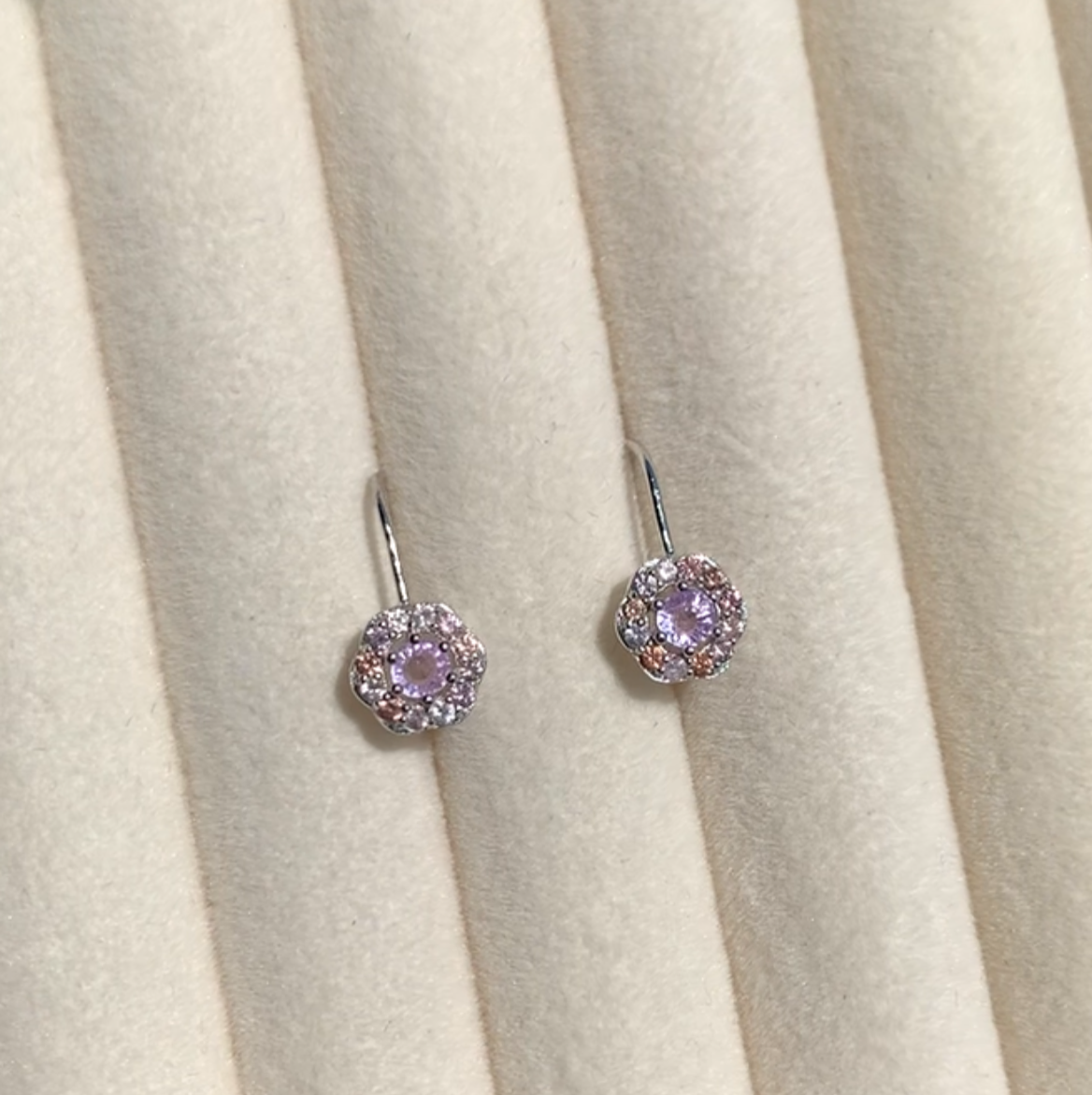 Nessa earring