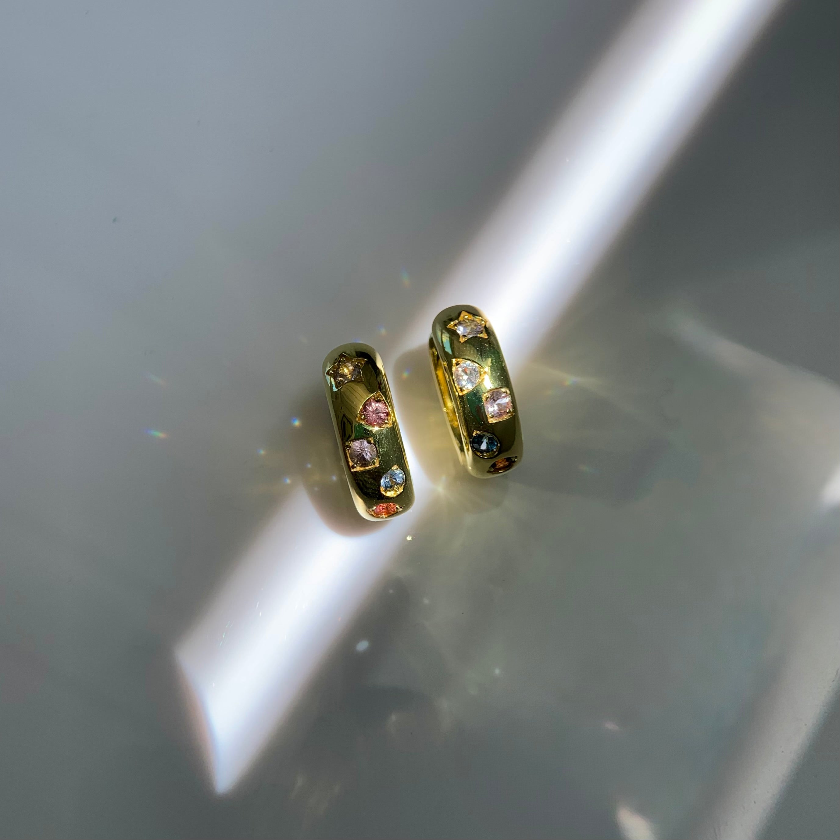 Calypso huggies earring