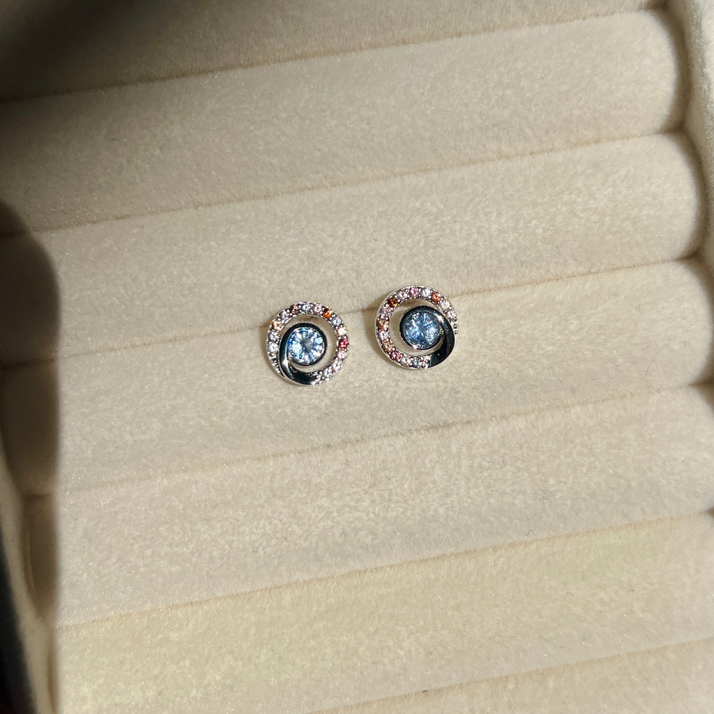 Larrisa stud earring