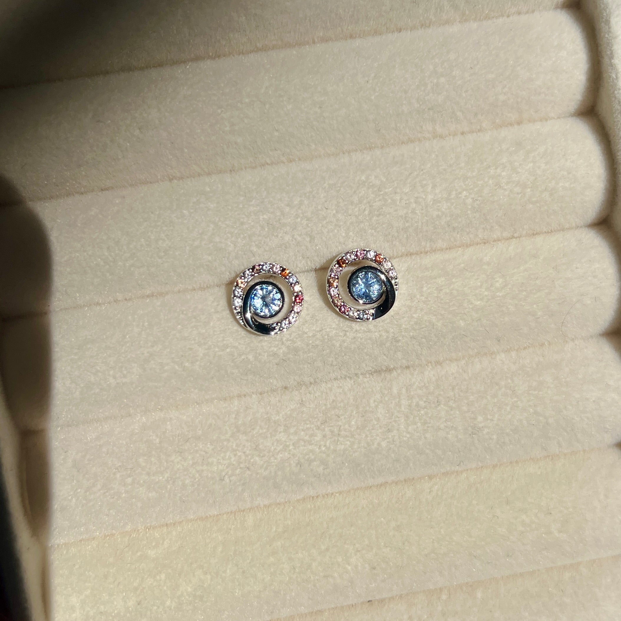 Larrisa stud earring