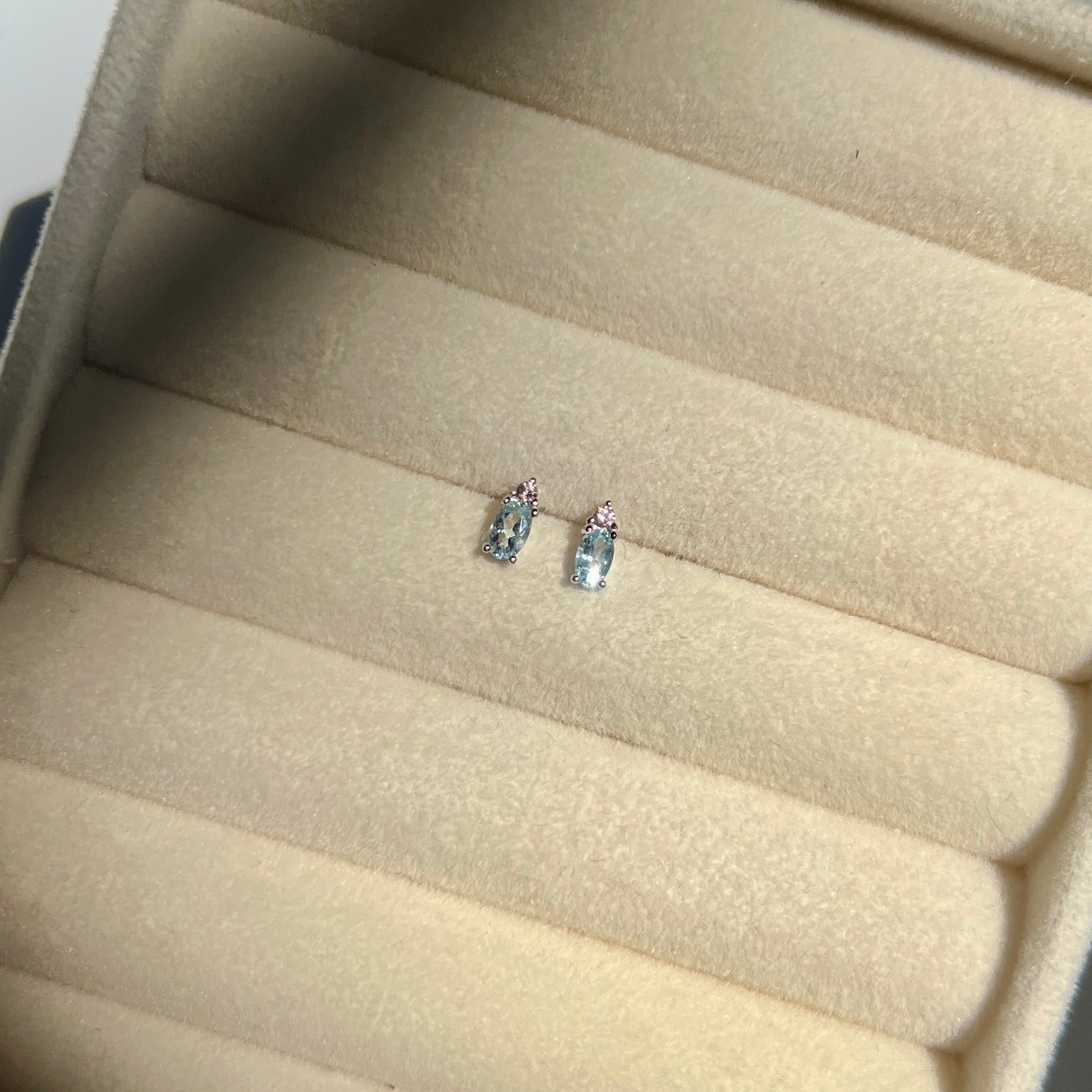 Oberon stud earring