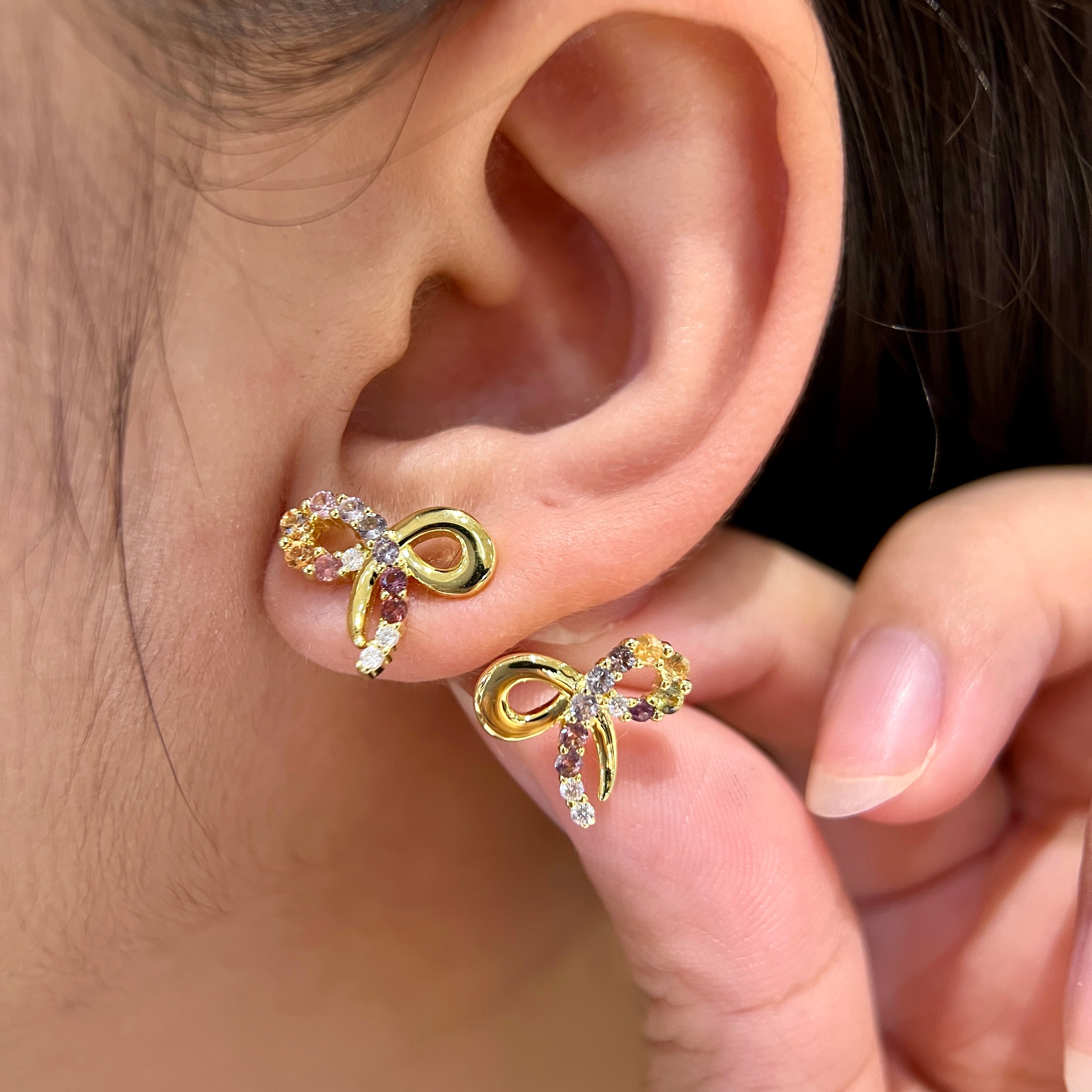 Amoria stud earring