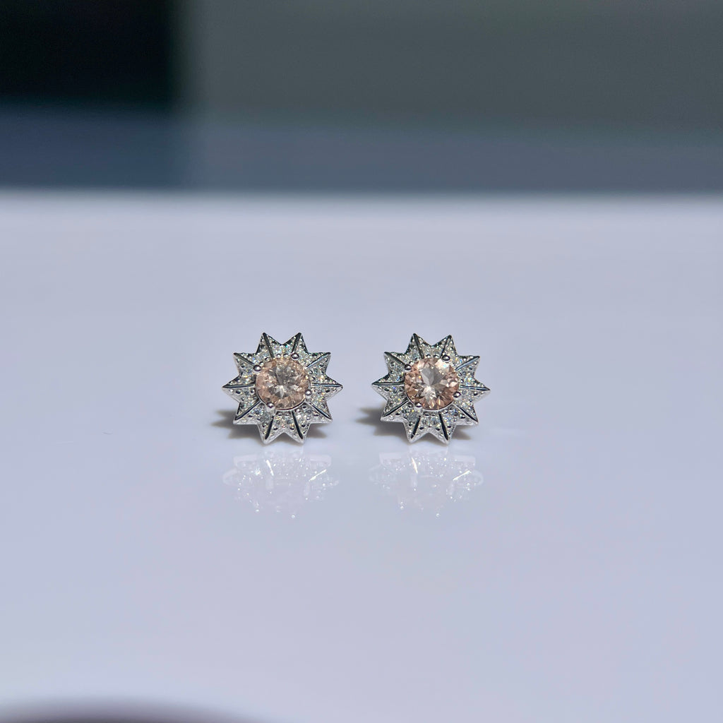 Auralis stud earring