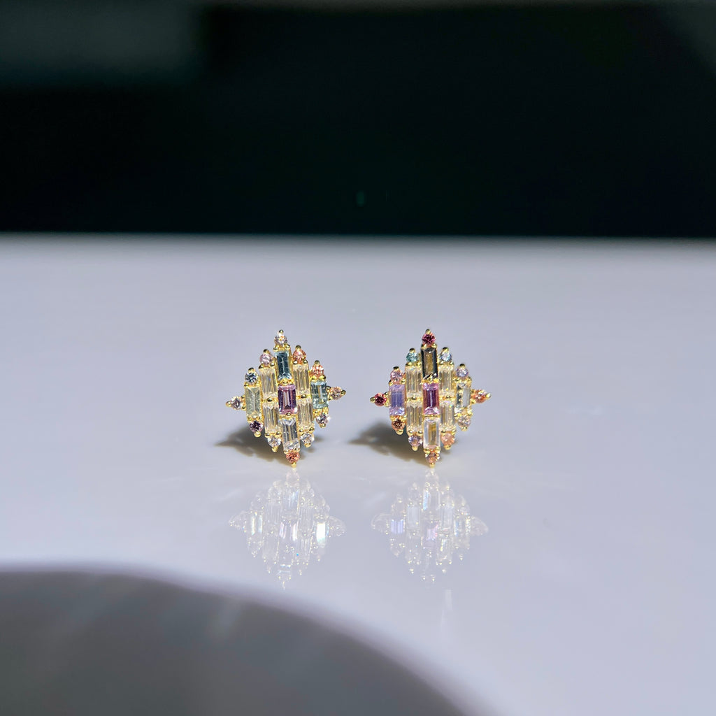 Quintara stud earring