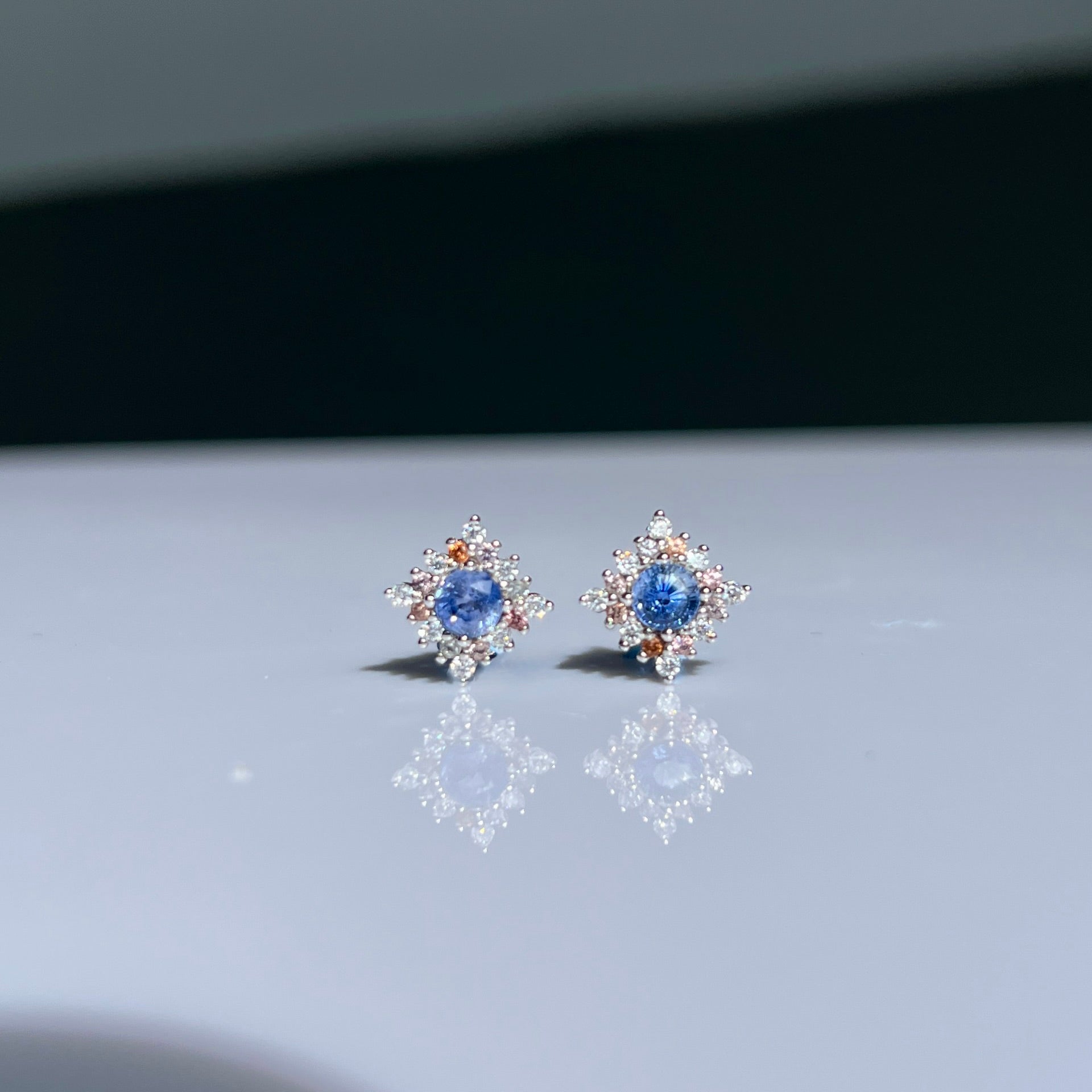 Saphira stud earring
