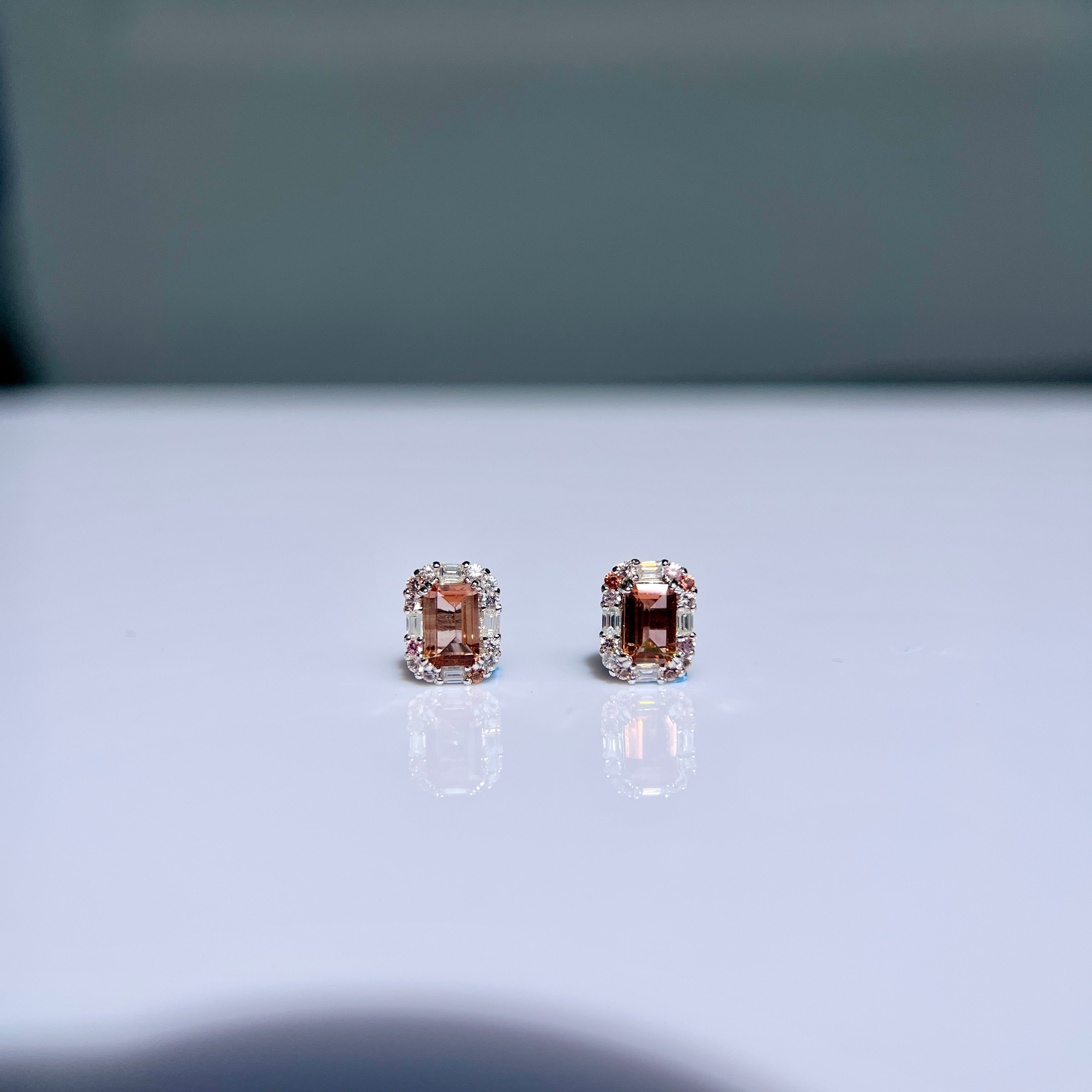 Almach stud earring