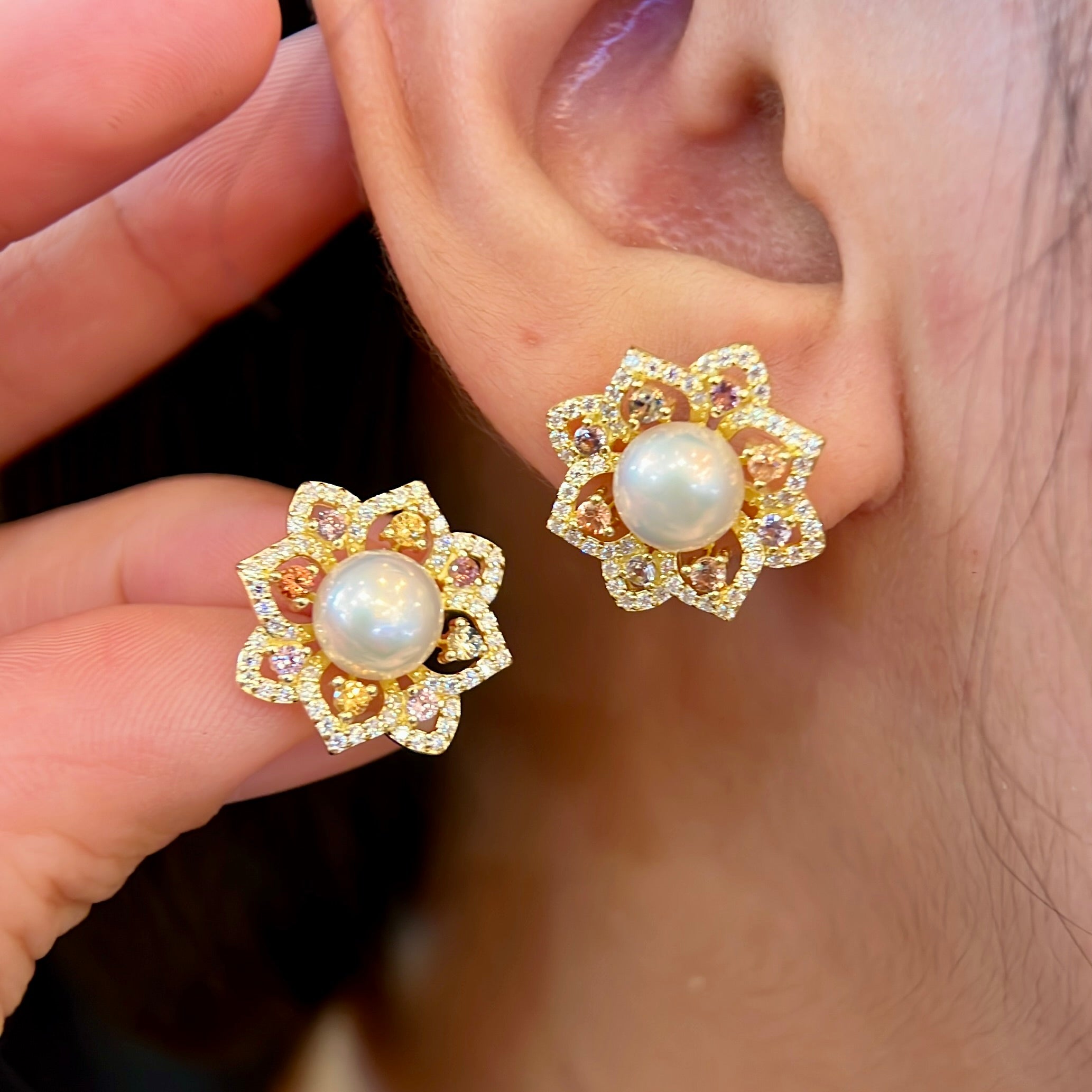Rigoria stud earring
