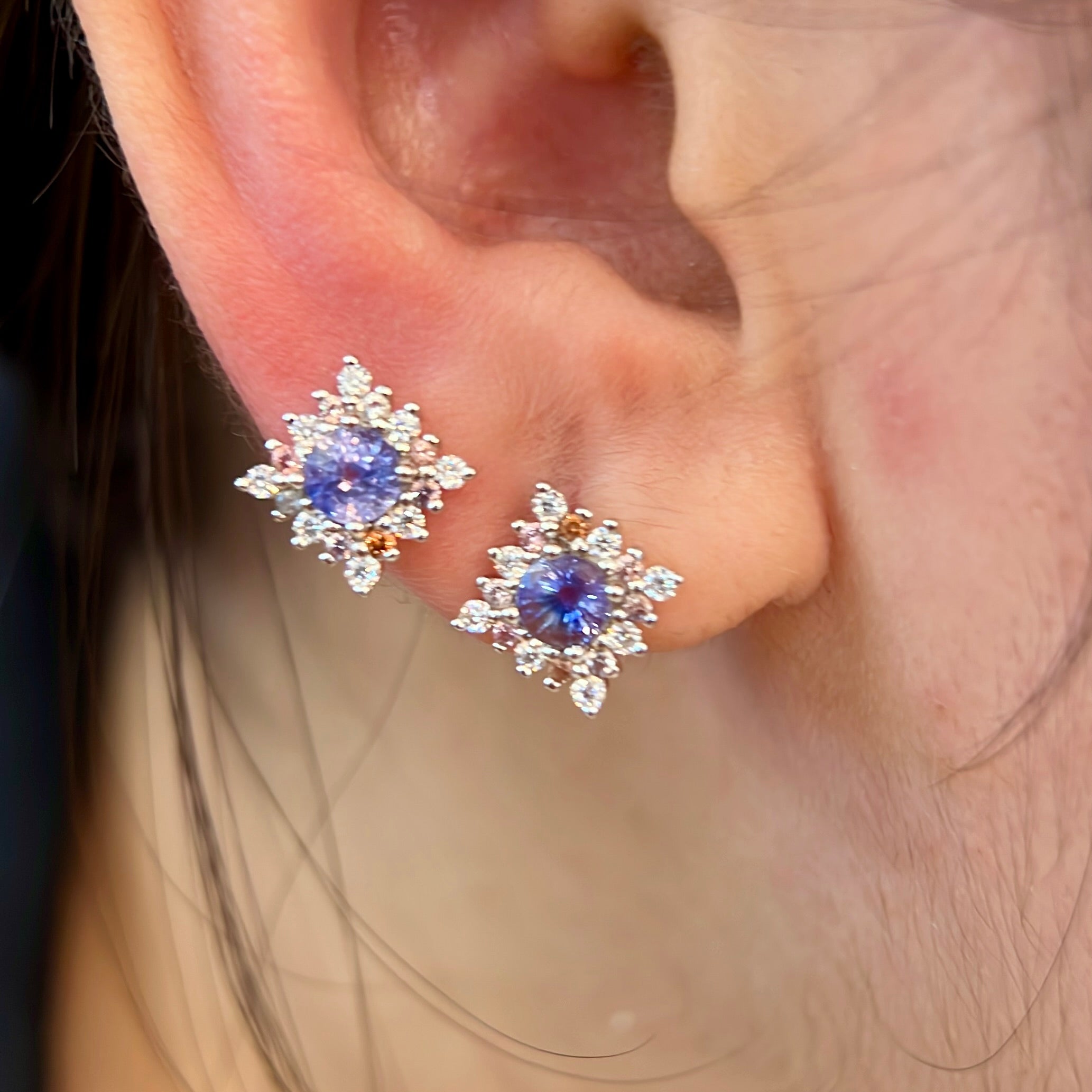 Saphira stud earring