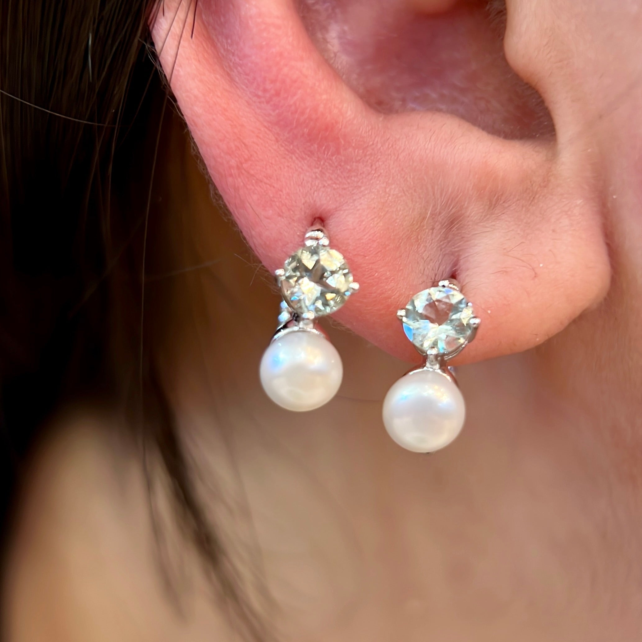Boreas stud earring