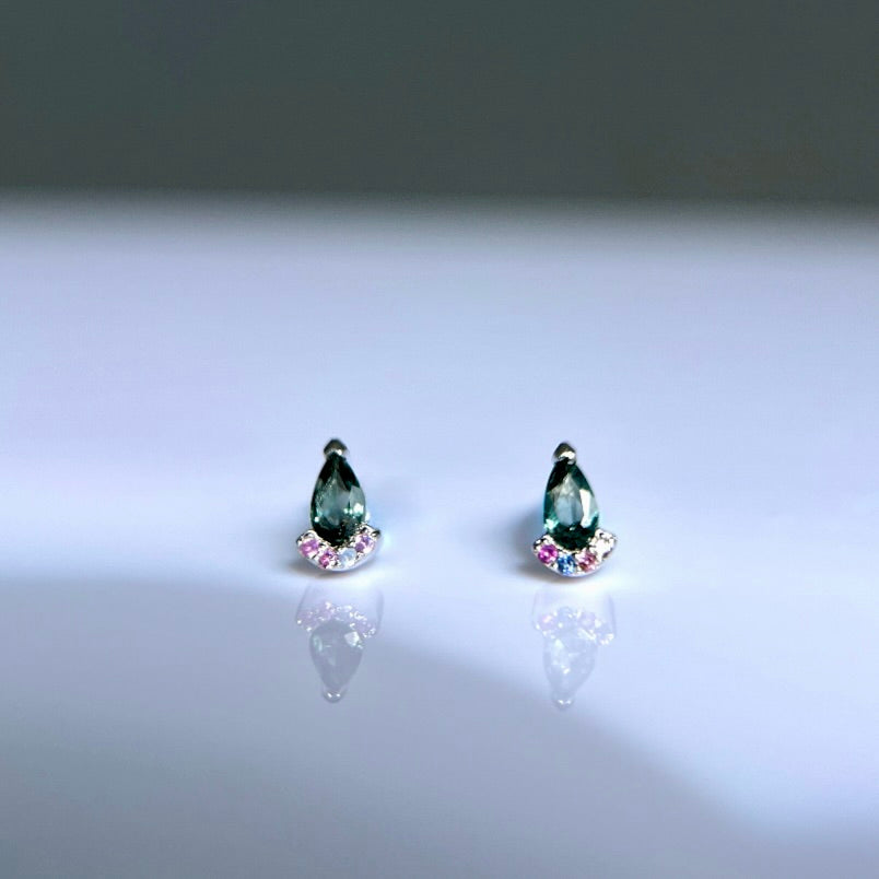 Cassiel stud earring