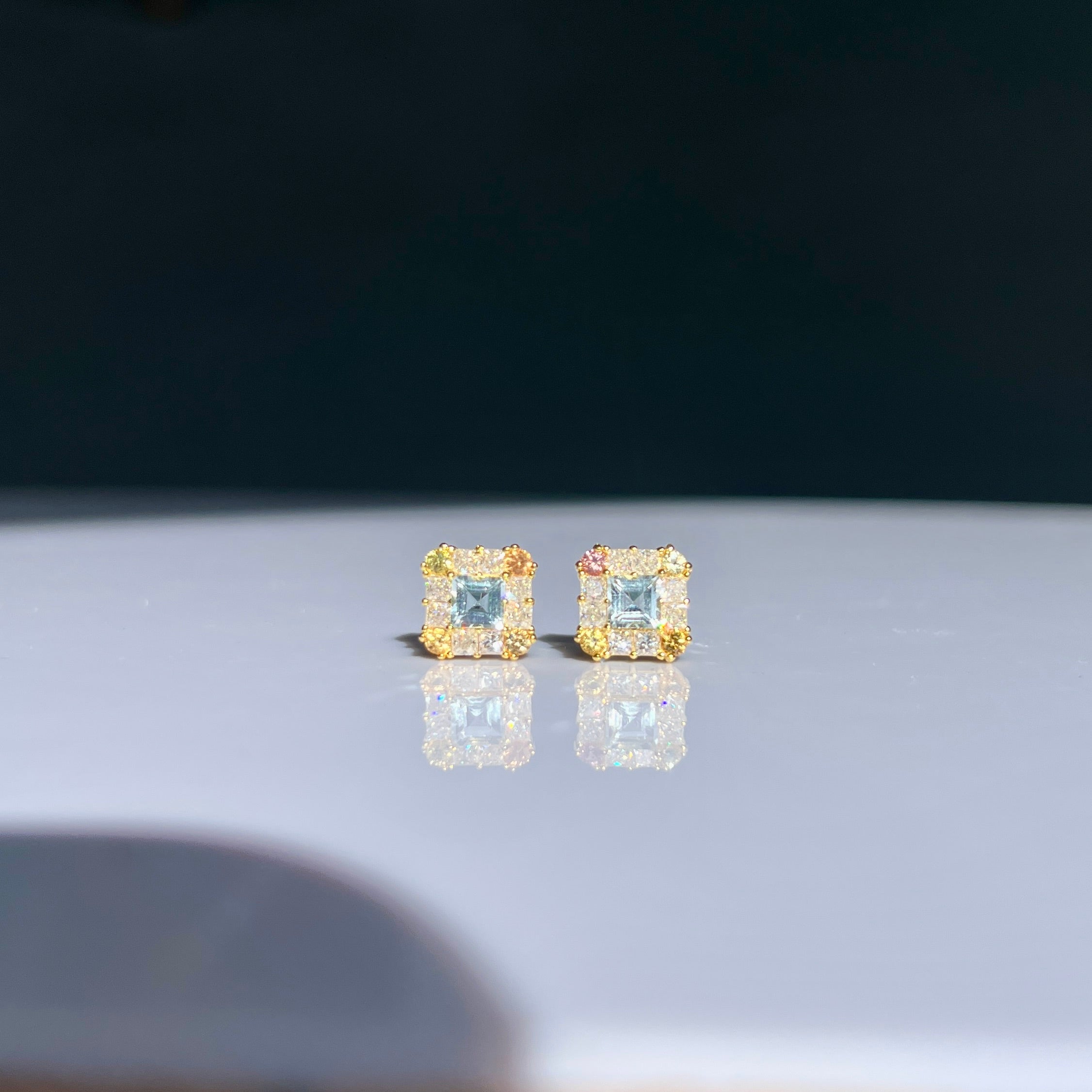 Elira stud earring