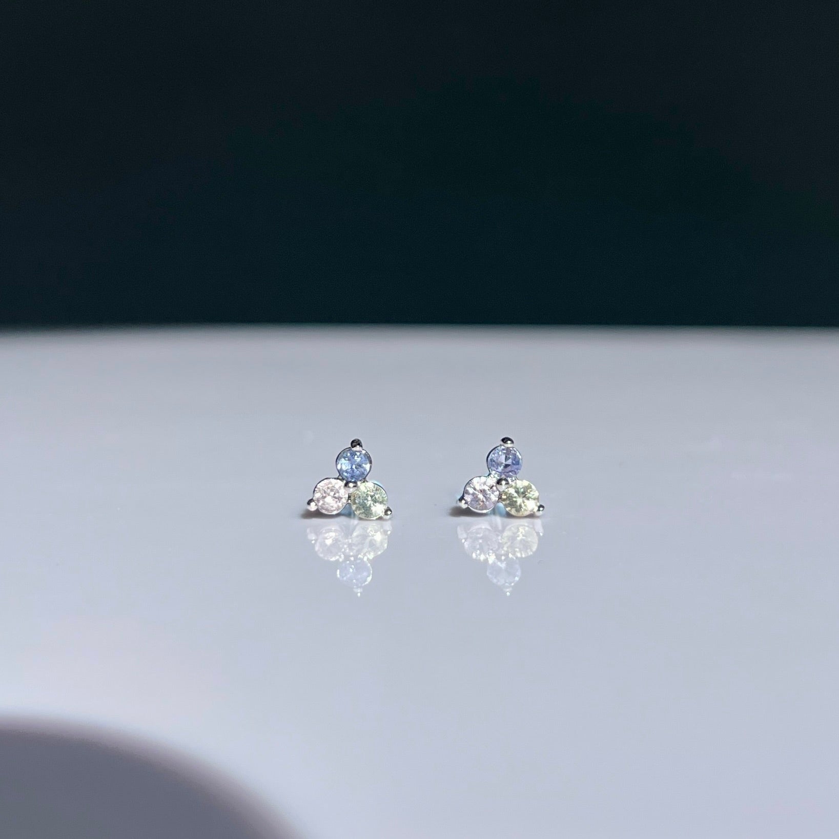Leonora stud earring