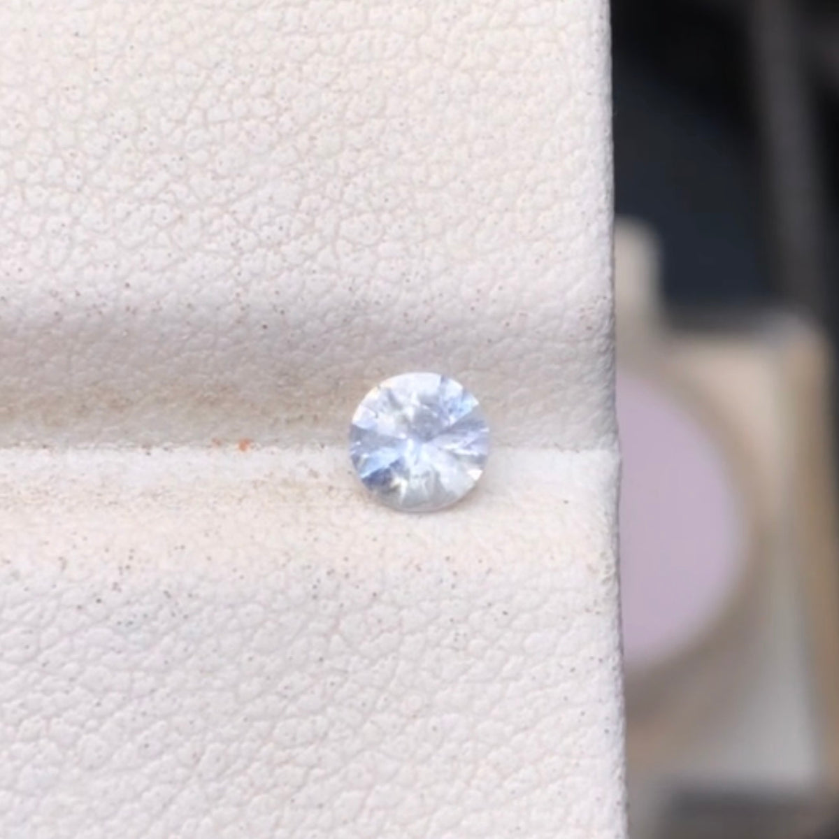 Virgo Ring - Light Blue Bicolour Sapphire