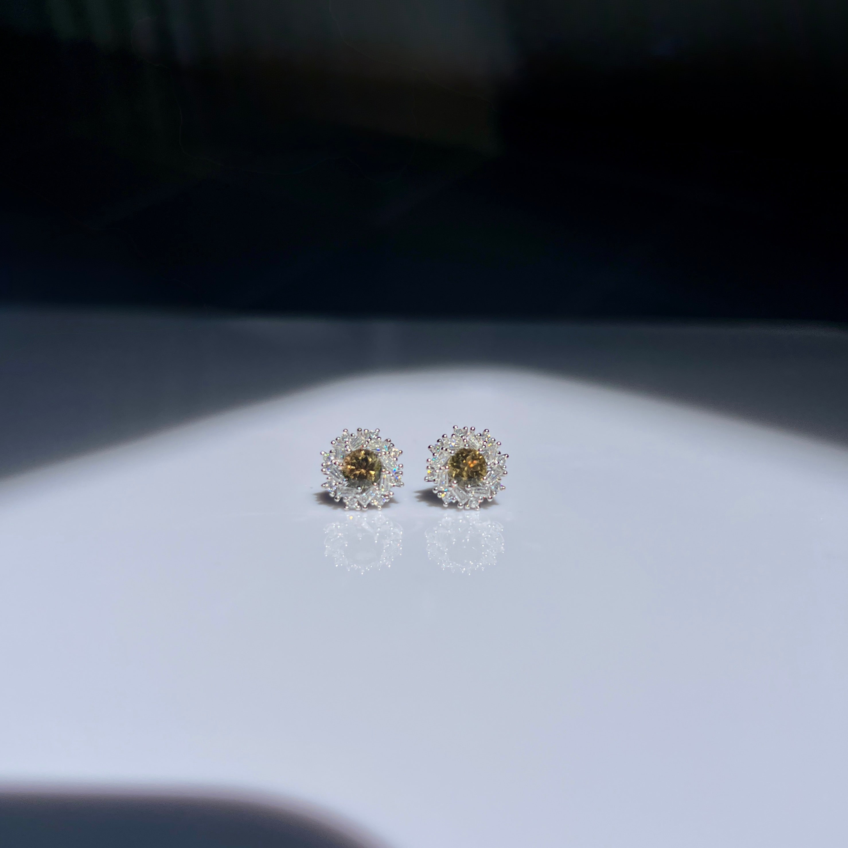 Arista Stud Earrings