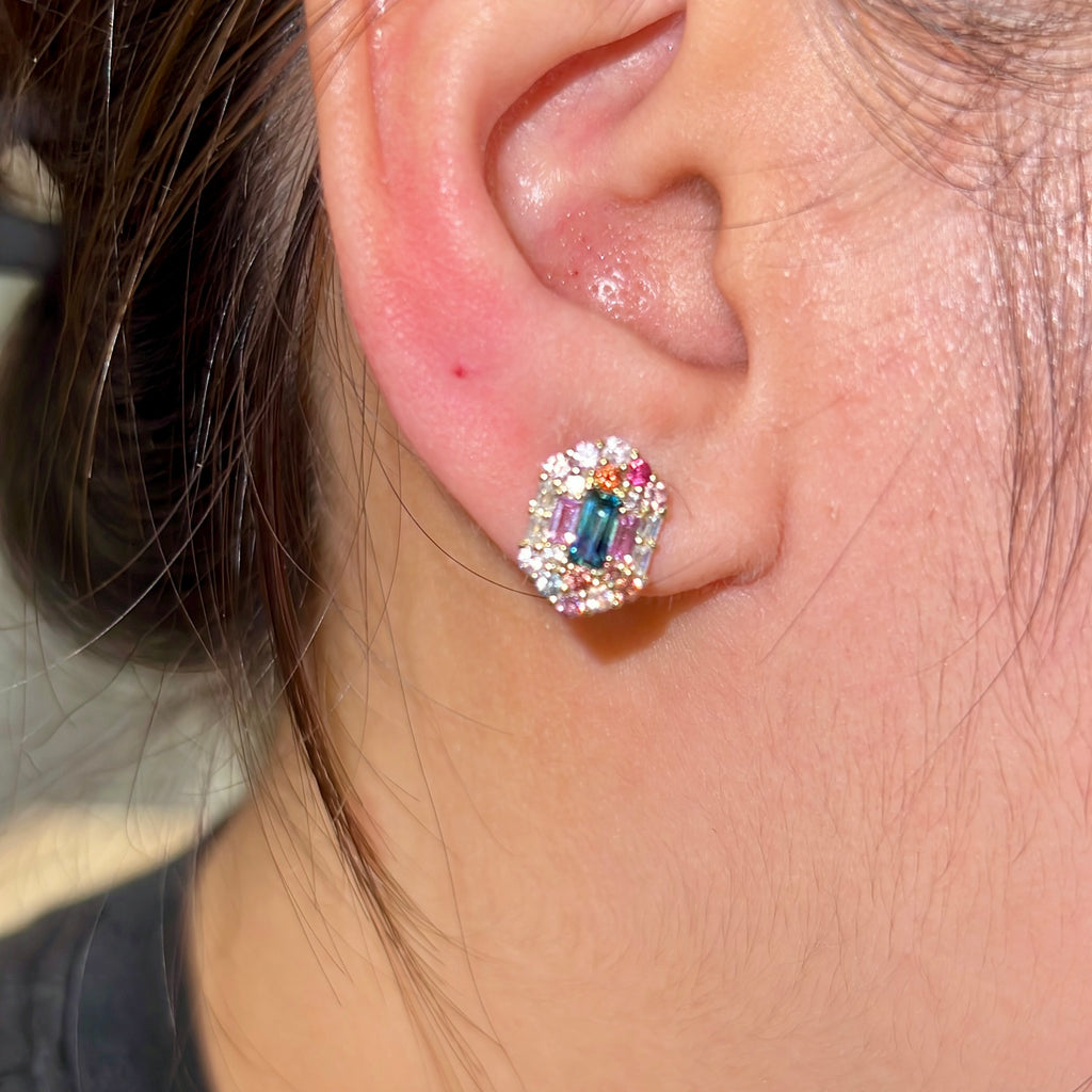 Veyra Stud Earrings