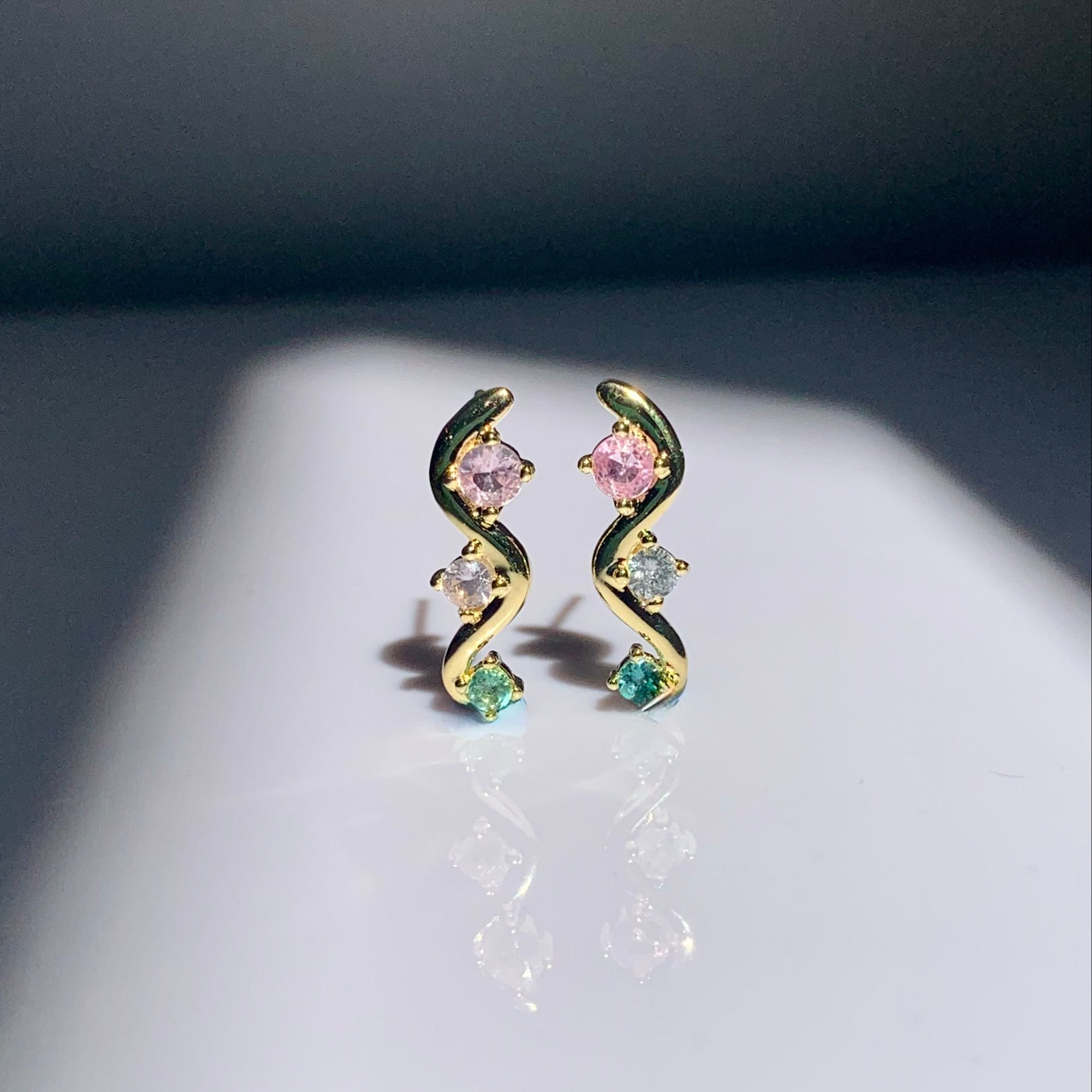 Elanor stud earring