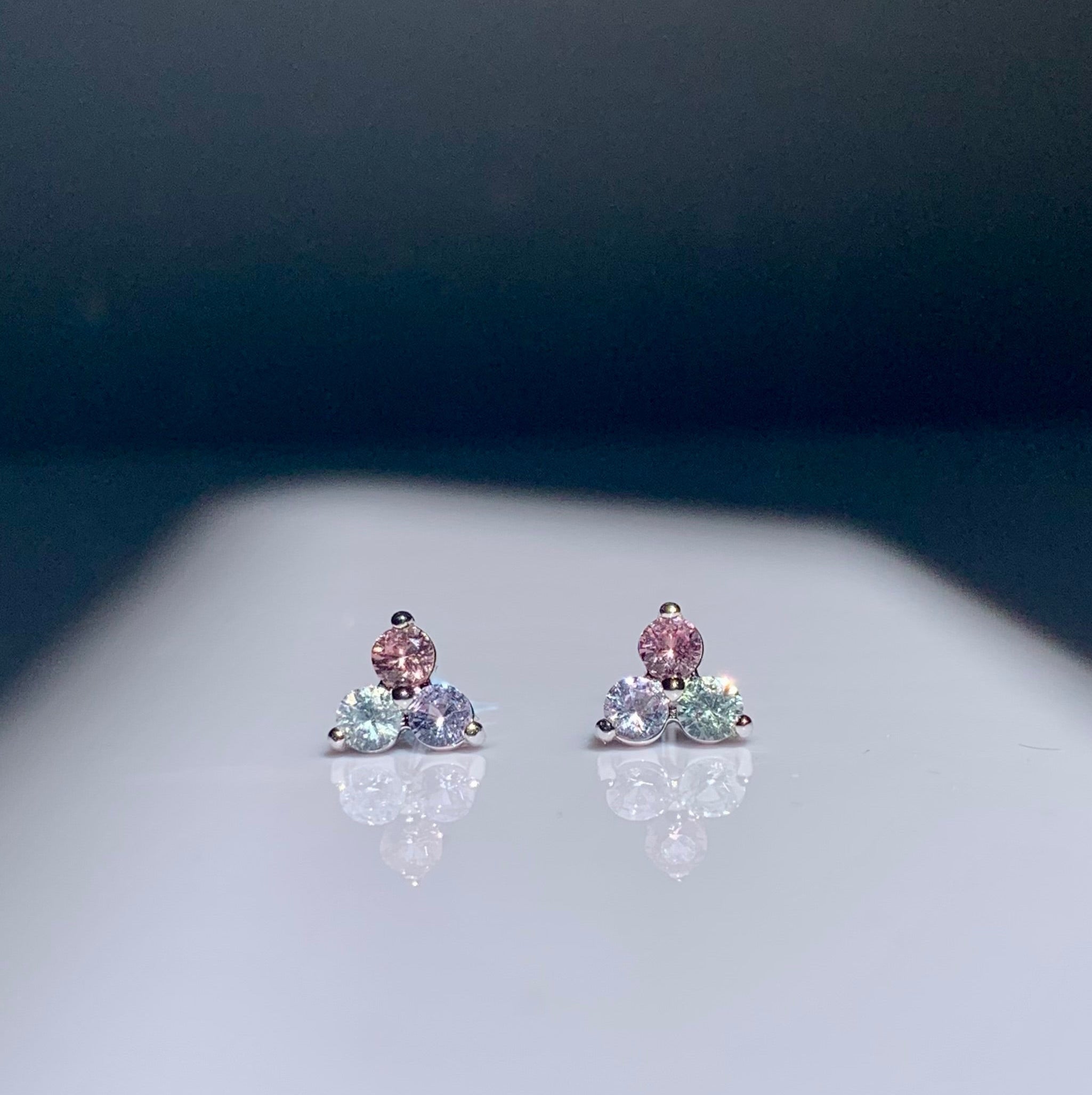 Leonora stud earring