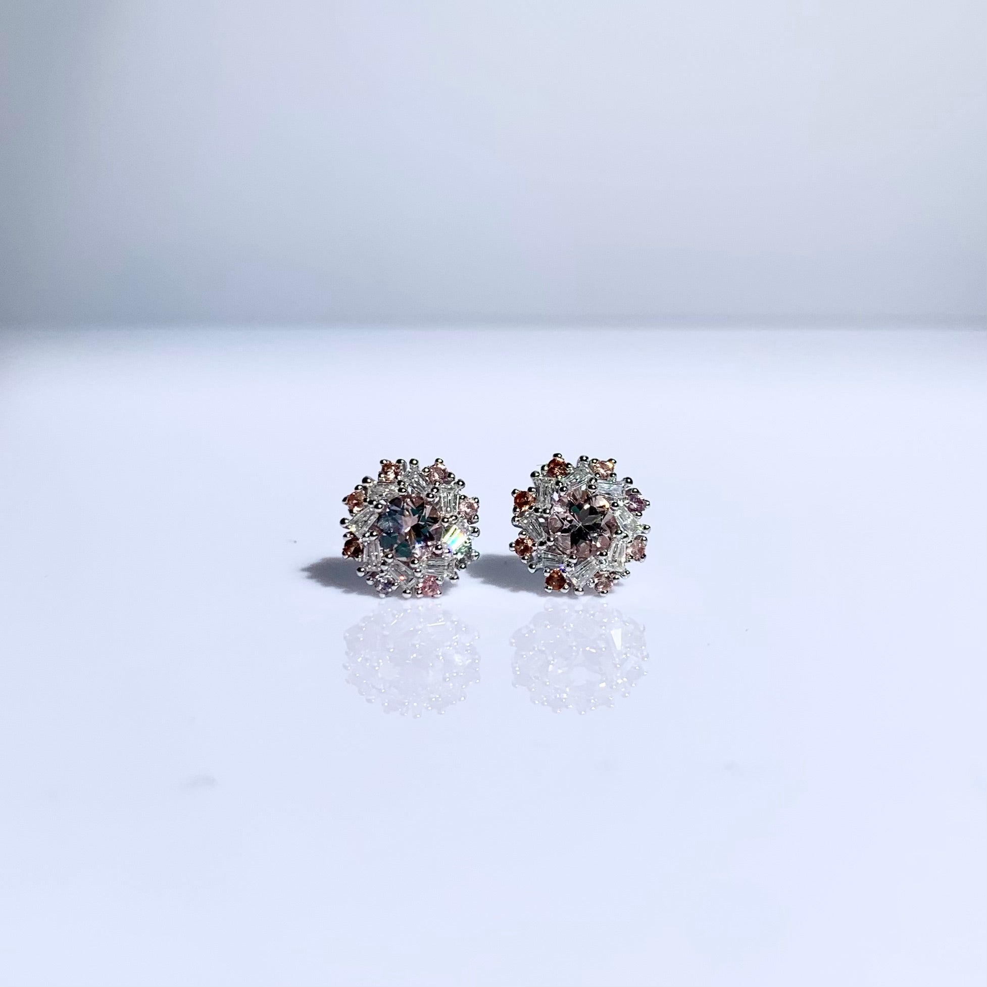 Arista stud earring
