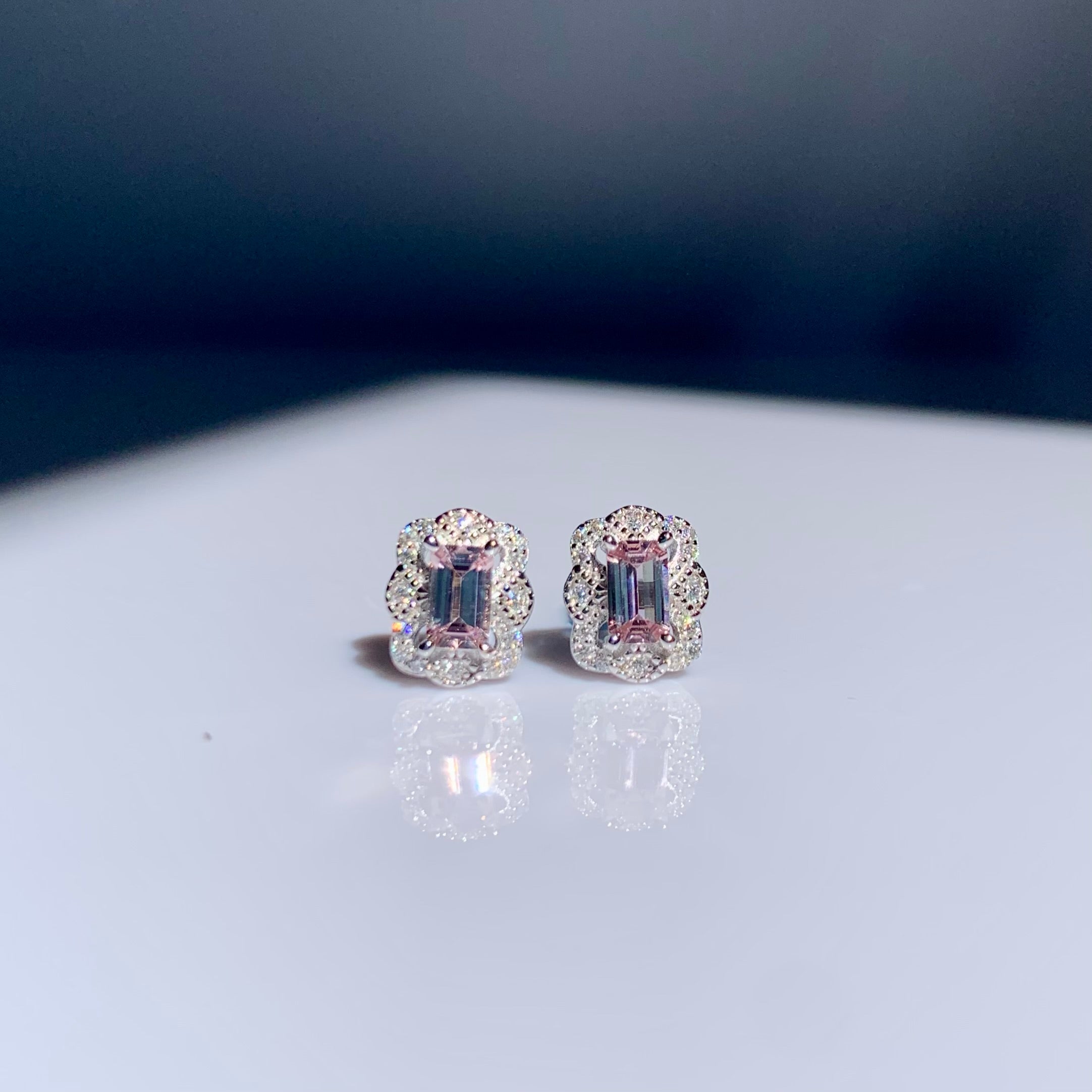 Phoebe stud earring