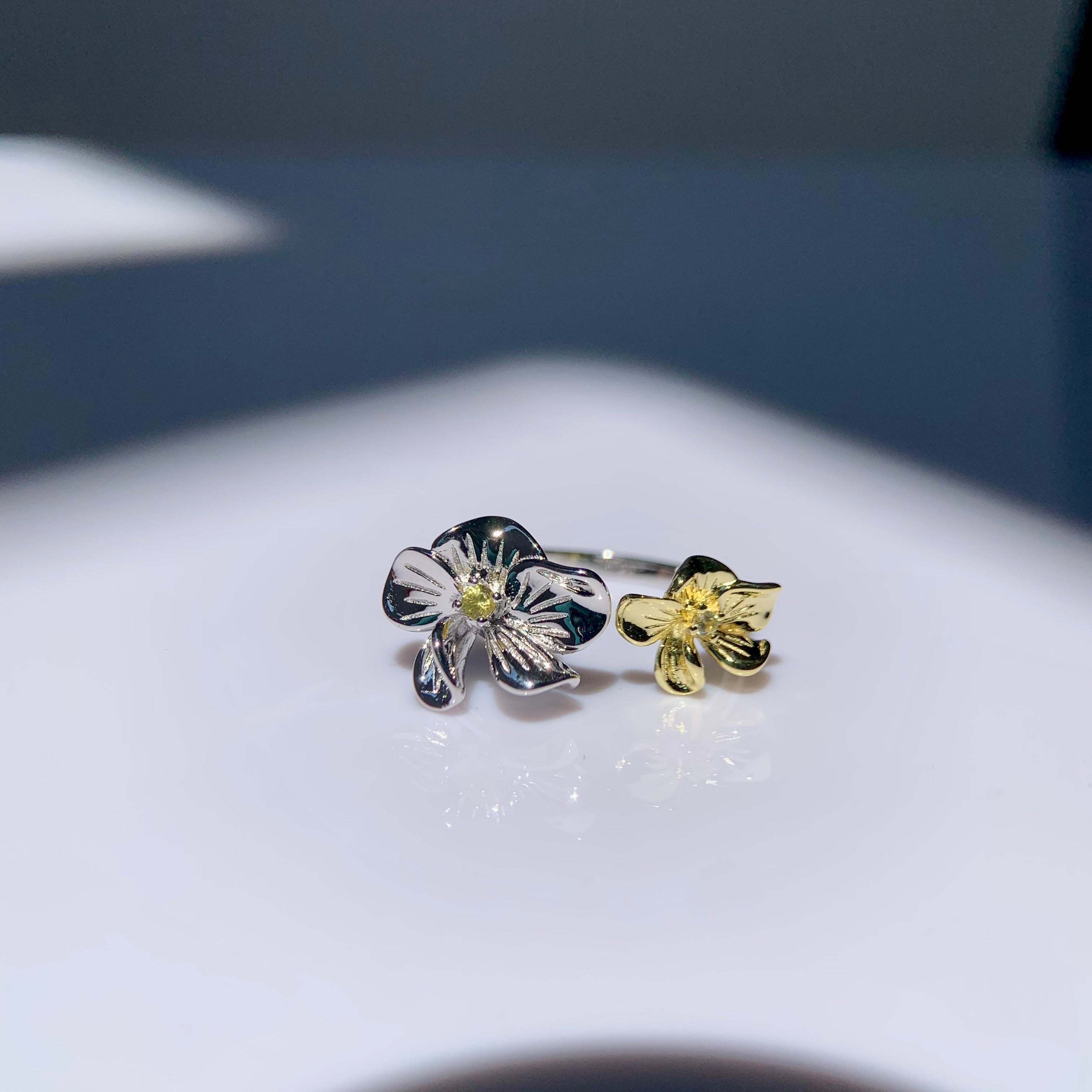 Fiore ring