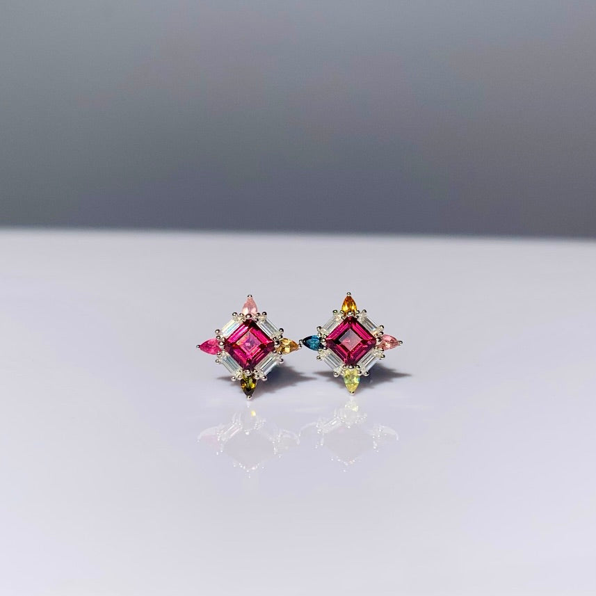 Thalatte stud earring