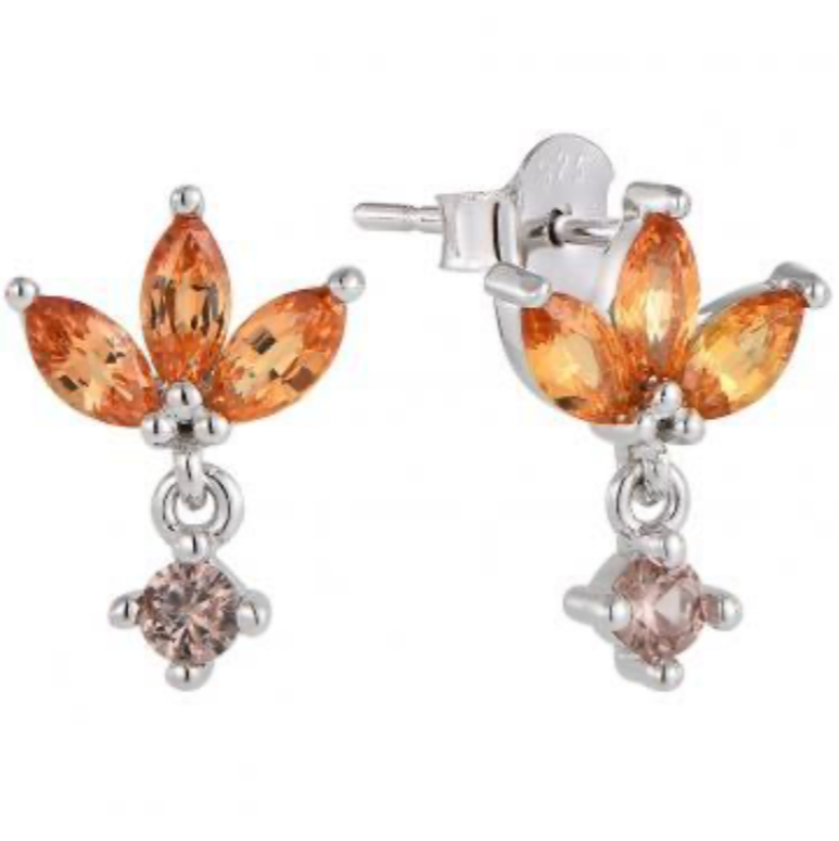 Skye stud earring