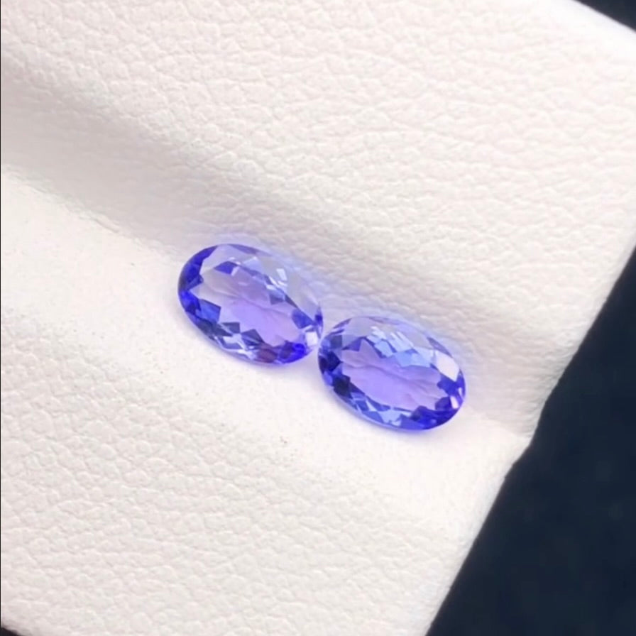 Custom Astoria Ring - Tanzanite