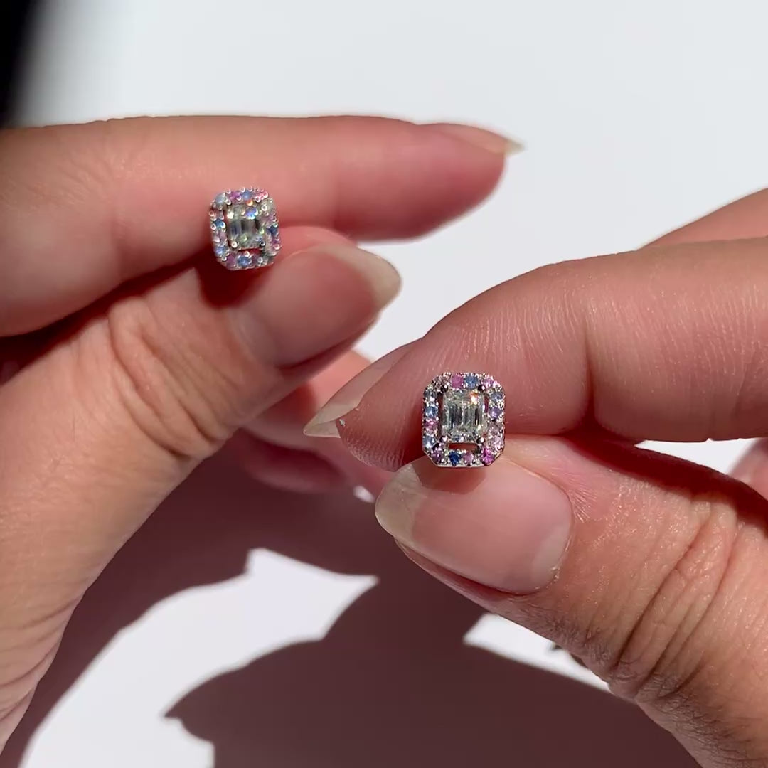 Ara stud earring
