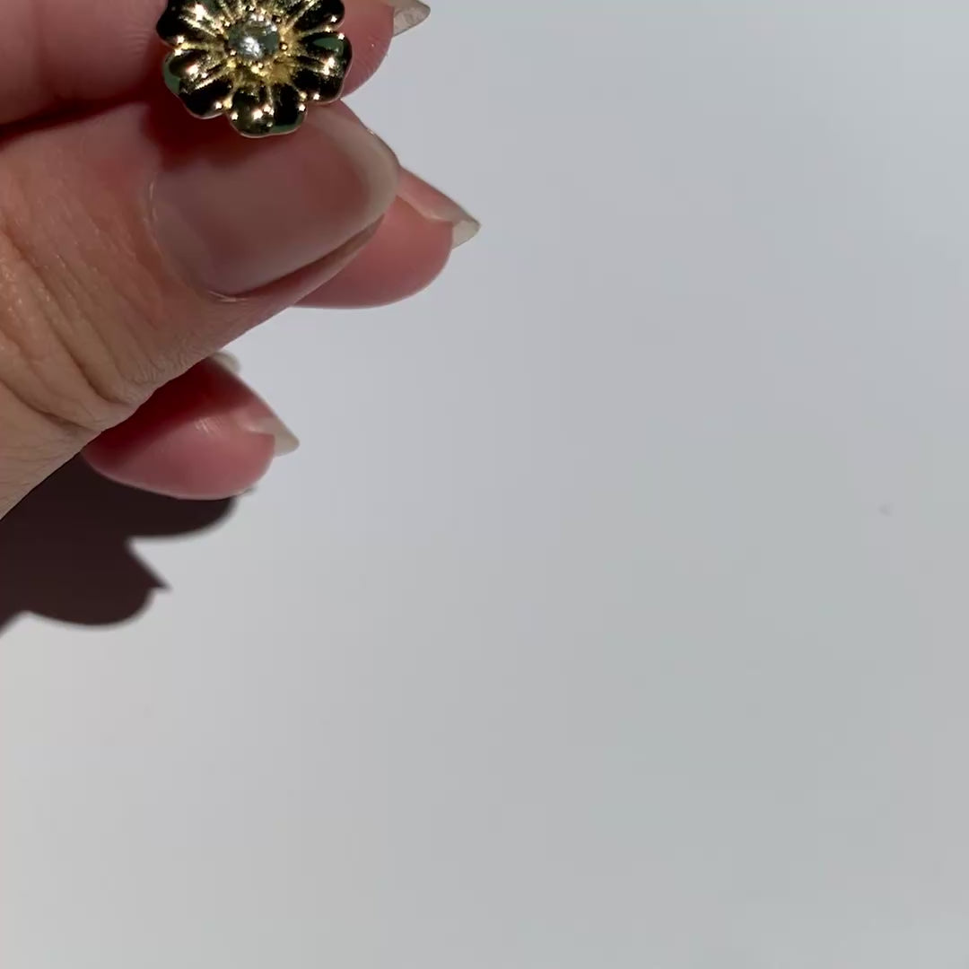 Dara stud earring