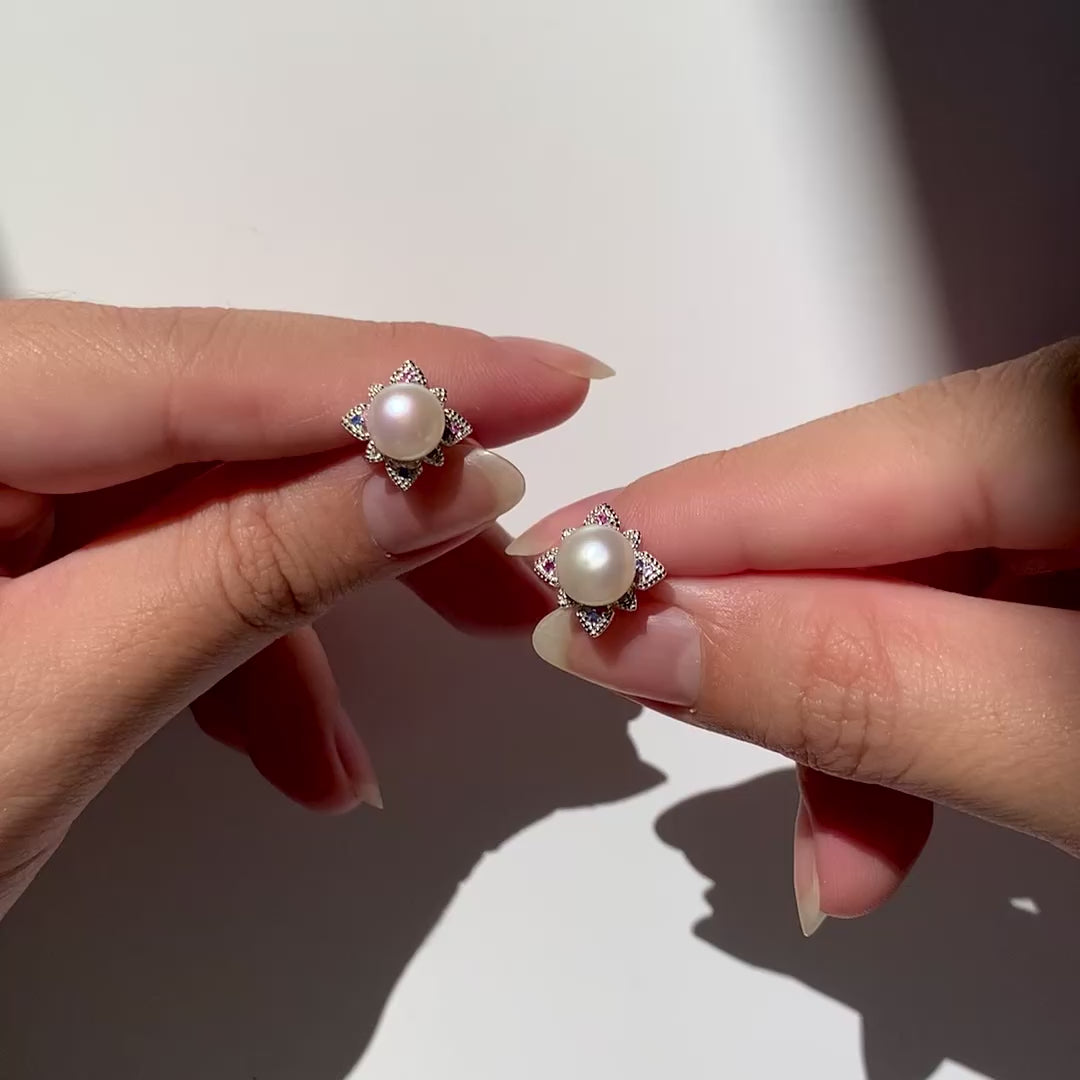 Thalassa stud earring