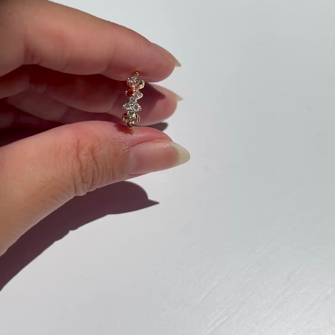 Adhara huggies earring