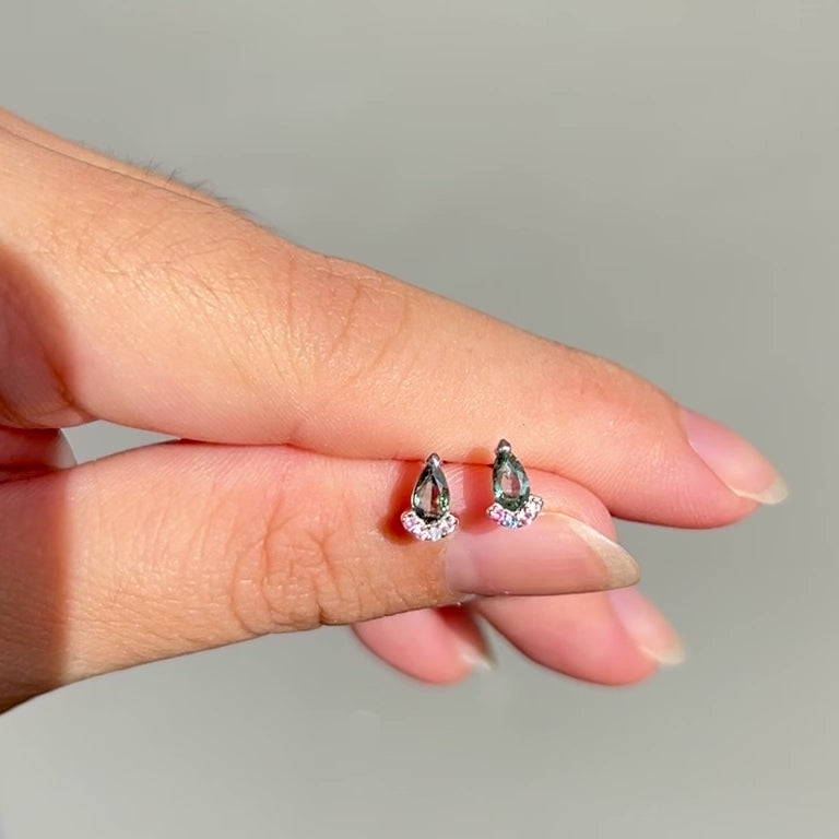 Cassiel stud earring