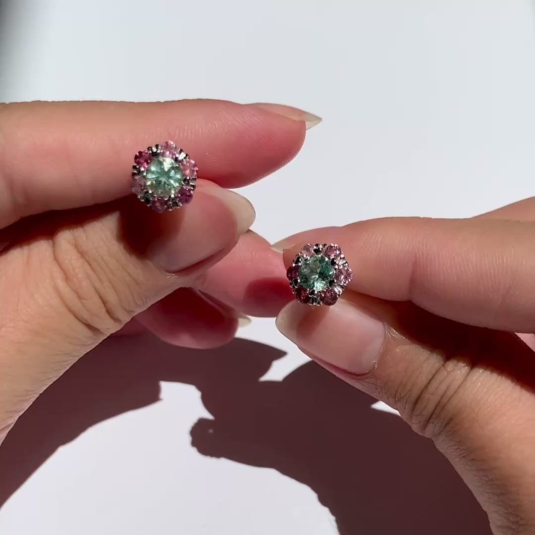 Helia stud earring