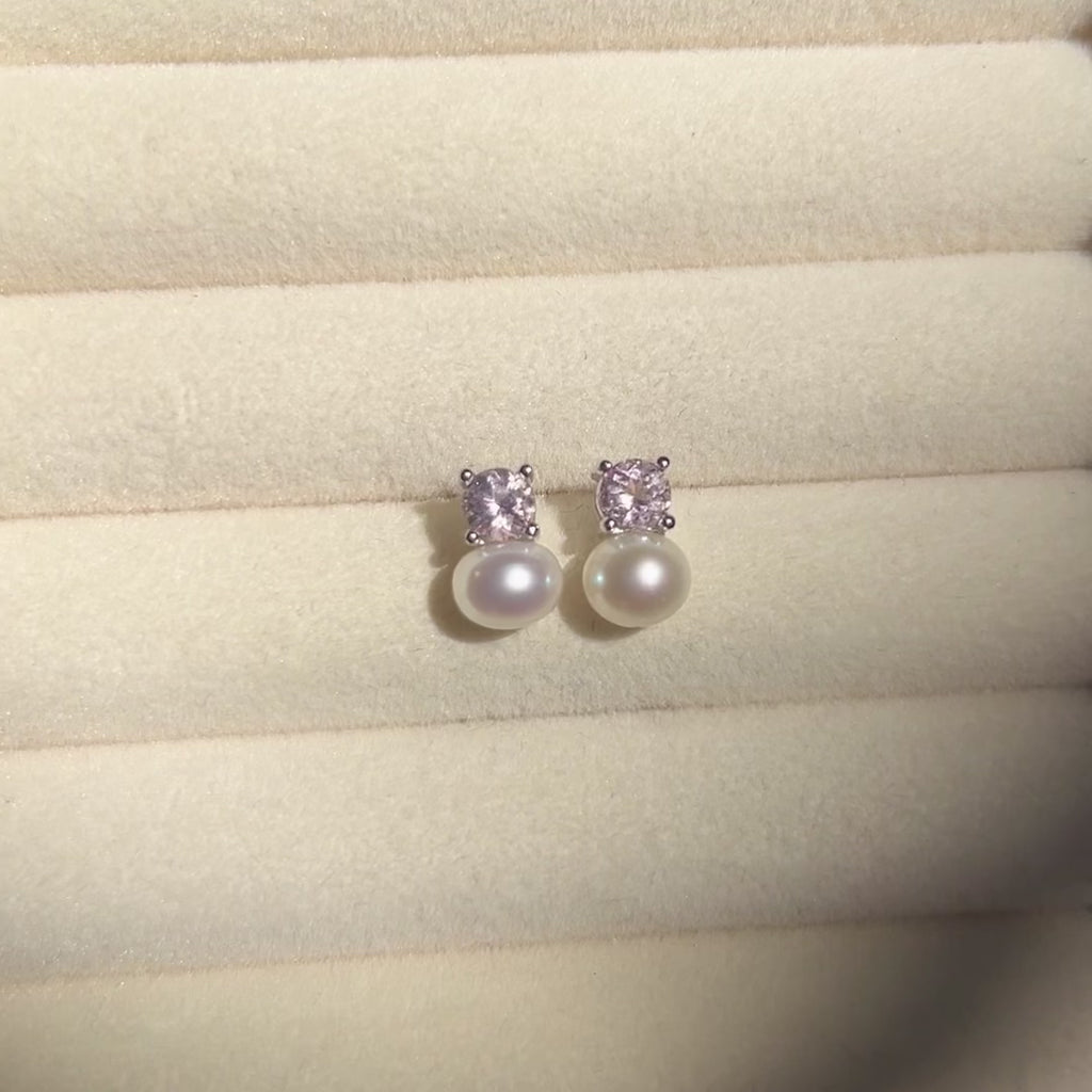 Ariel stud earring