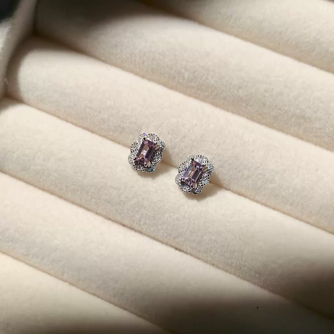 Phoebe stud earring