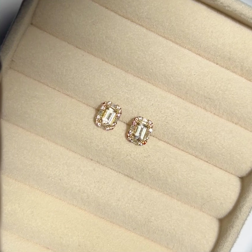 Almach stud earring